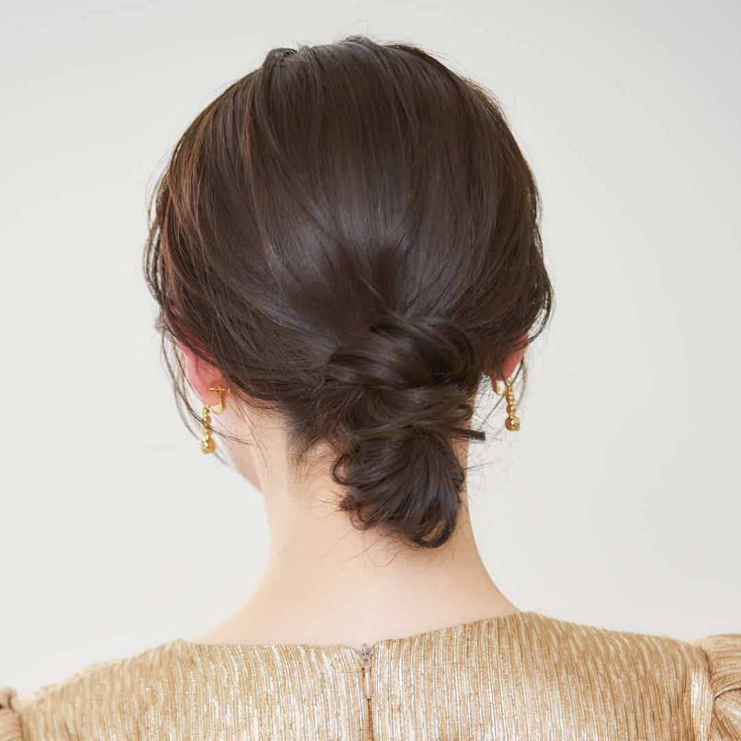 ミディアムヘアアレンジ